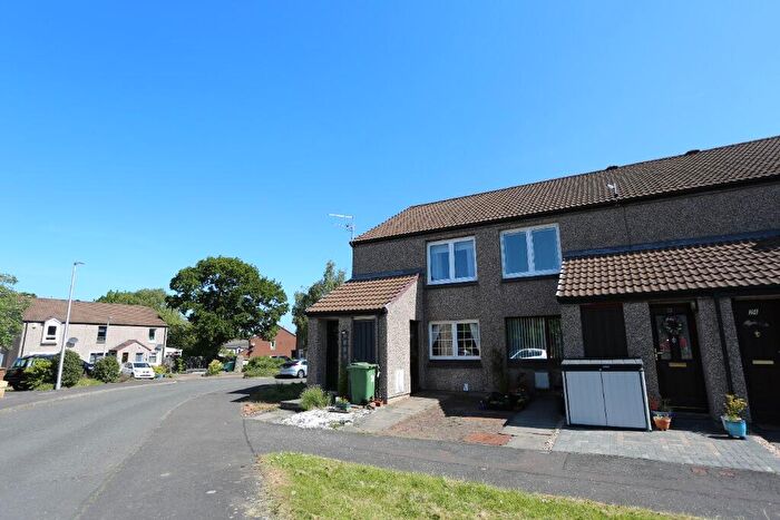 1 Bedroom Terraced House To Rent In Bishops Park, Mid Calder, West Lothian, EH53