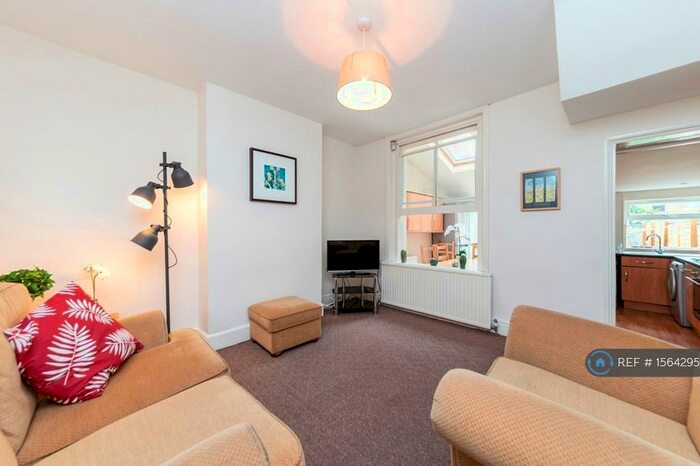 4 Bedroom Terraced House To Rent In Crandale Road, Bath, BA2