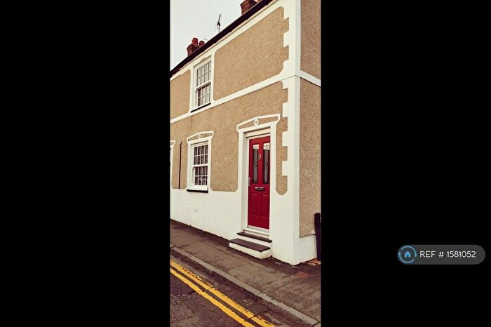 3 Bedroom End Of Terrace House To Rent In Rosemary Lane, Conwy, LL32