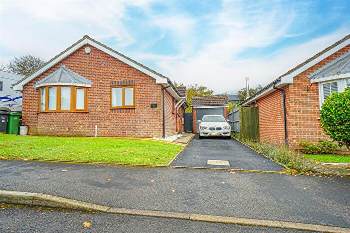 3 Bedroom Detached Bungalow For Sale In Maple Heights, St. Leonards-On-Sea, TN37