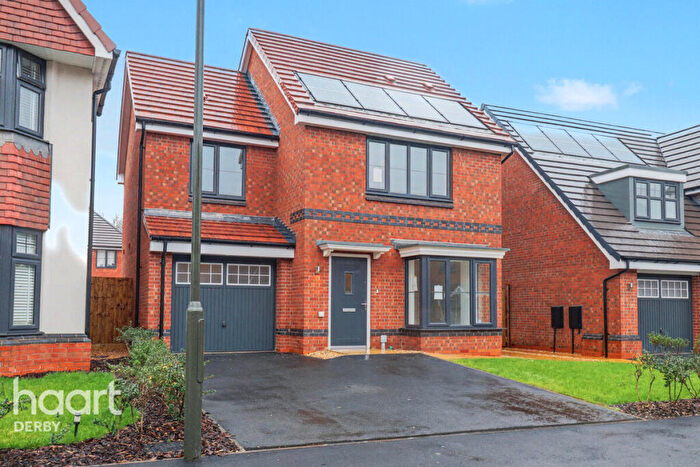 3 Bedroom Detached House For Sale In Dracan Village, Burton-on-Trent, DE15