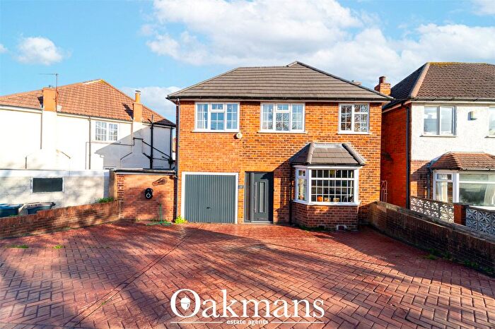 4 Bedroom Detached House For Sale In Hanging Lane, Birmingham, West Midlands, B31