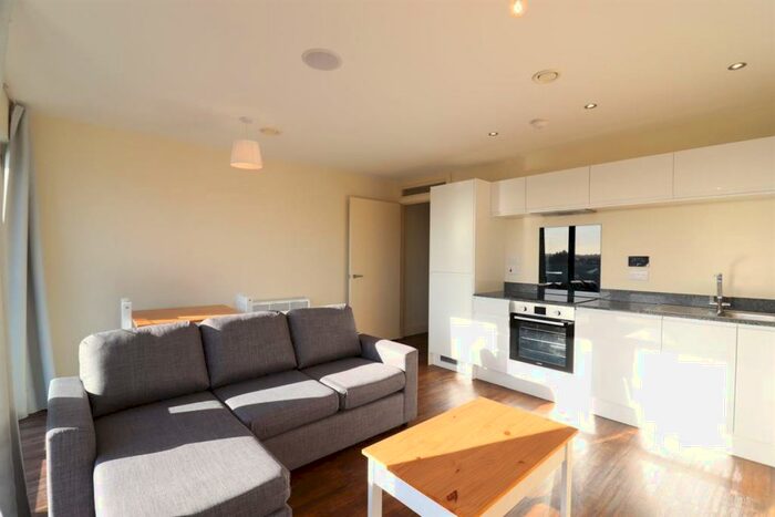 1 Bedroom Apartment To Rent In Wellington House, Lewis Street, Cardiff, CF11