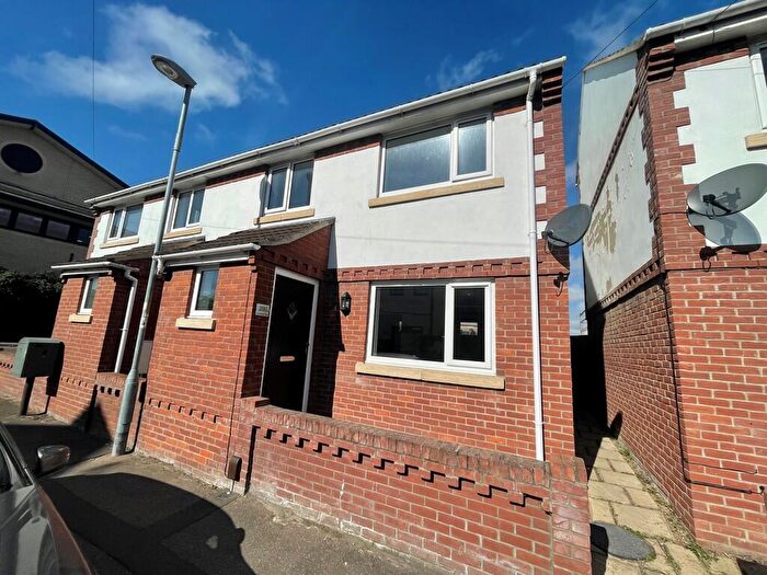 3 Bedroom Semi-Detached House To Rent In Alderson Road, Great Yarmouth, NR30