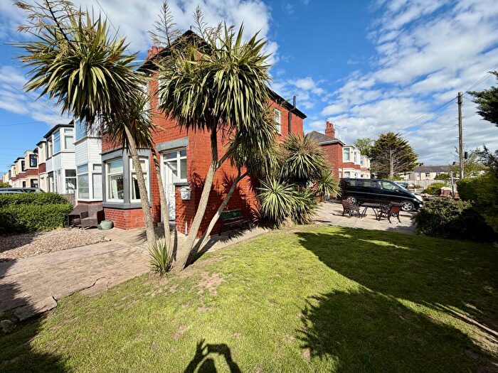 3 Bedroom End Of Terrace House For Sale In Doncaster Road, Blackpool, FY3