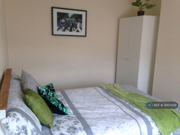4 Bedroom Terraced House To Rent In Nicholas Road, Bristol, BS5