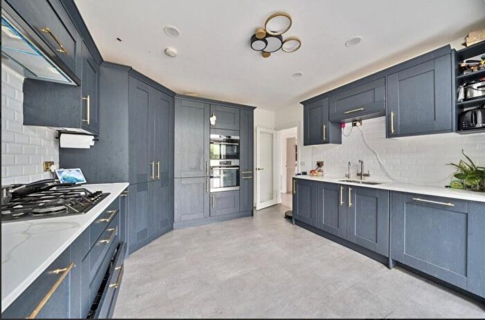 4 Bedroom Property To Rent In Main Road, Sundridge, Kent, TN14