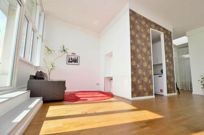 1 Bedroom Flat To Rent In Spectacle Works, Jedburgh Road, Plaistow, London, E13