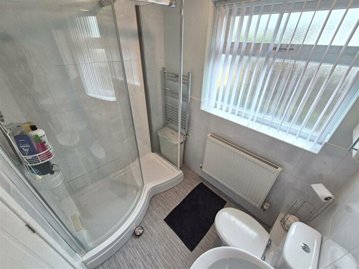 2 Bedroom Detached Bungalow For Sale In Ashburton Road, Hugglescote, Leicestershire, LE67