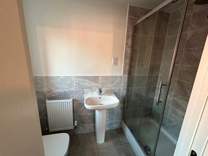 2 Bedroom Detached House To Rent In Hillside Road, DE13