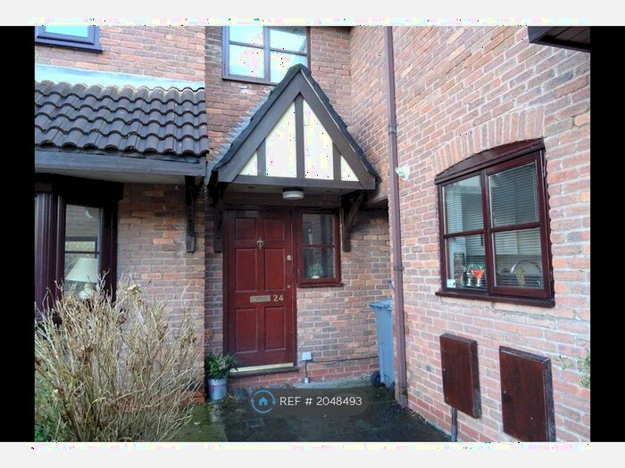 2 Bedroom End Of Terrace House To Rent In Blackburn Gardens, Manchester, M20