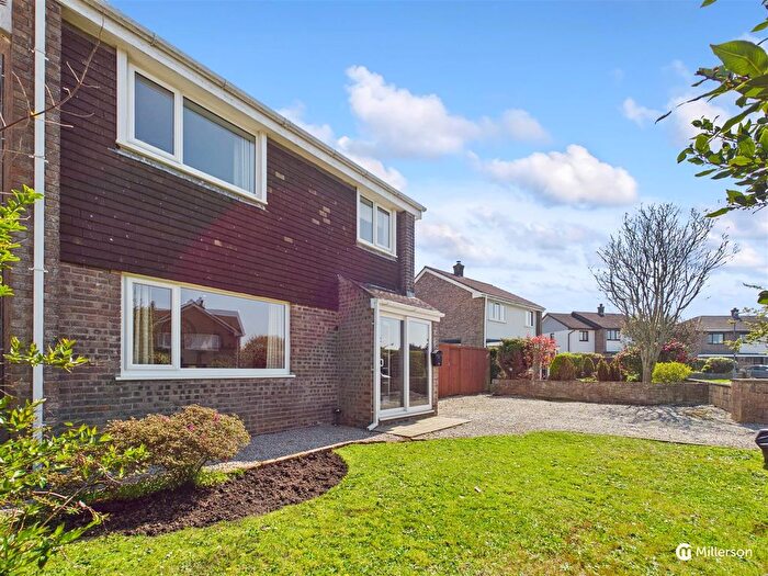 3 Bedroom Property For Sale In Tehidy Gardens, South Tehidy, TR14