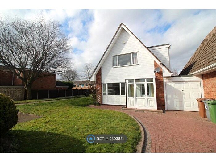3 Bedroom Detached House To Rent In Wharton Avenue, Solihull, B92