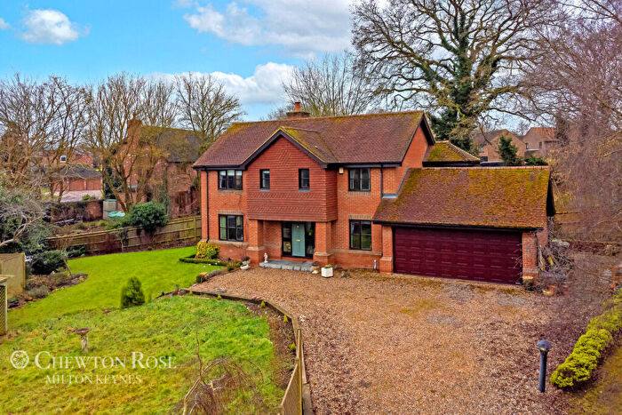 4 Bedroom Detached House For Sale In Dovecote Croft, Great Linford, MK14