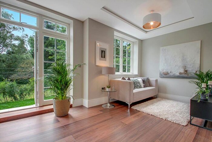 3 Bedroom Mews To Rent In Bute Mews, Hampstead Garden Suburb, London, NW11