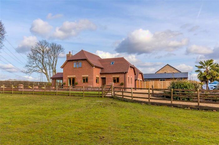 4 Bedroom Detached House For Sale In Petersham Lane, Wimborne, Dorset, BH21