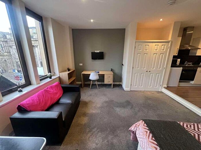 Studio To Rent In Flat, Gladstone Buildings, St James Row, S1