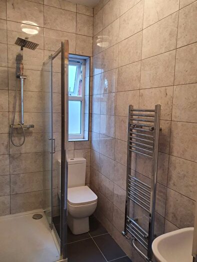 7 Bedroom End Of Terrace House To Rent In Hanover Crescent, Manchester, M14