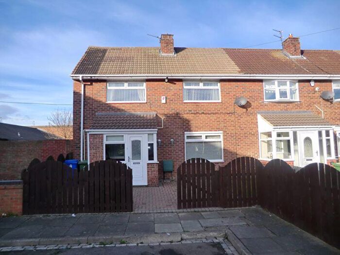 3 Bedroom End Of Terrace House To Rent In Dunston Place, Blyth, NE24