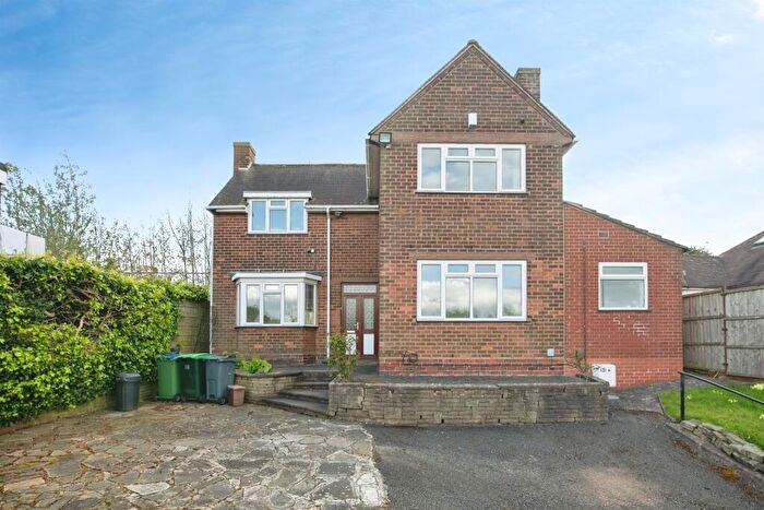 3 Bedroom Detached House For Sale In New Birmingham Road, Tividale, Oldbury, B69