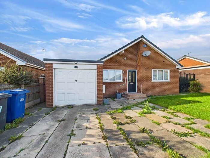 2 Bedroom Detached Bungalow For Sale In Buckingham Way, Byram, Knottingley, WF11