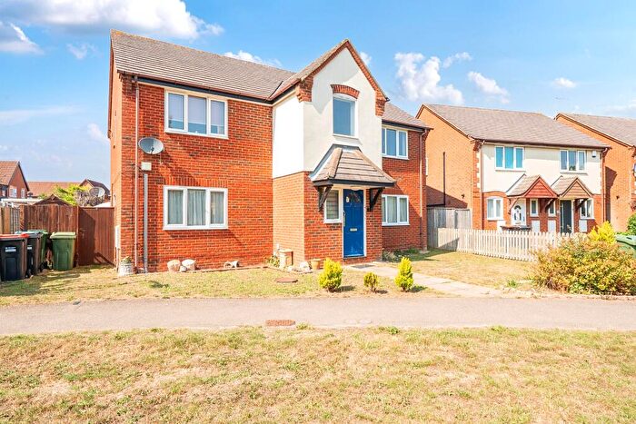 1 Bedroom Flat For Sale In Charlock Court, Newport Pagnell, Milton Keynes, MK16