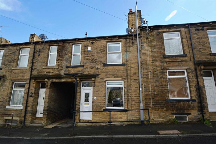 1 Bedroom Terraced House For Sale In New Street, Idle, BD10