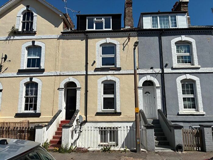 1 Bedroom Flat To Rent In Victoria Street, Harwich, Essex, CO12