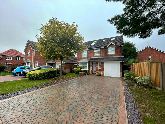 5 Bedroom Detached House To Rent In All Saints Rise, Warfield, Berkshire, Berkshire, RG42