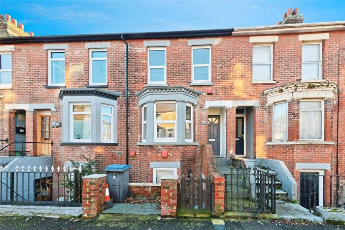 Terraced House For Sale In Mayfield Avenue, Dover, Kent, CT16