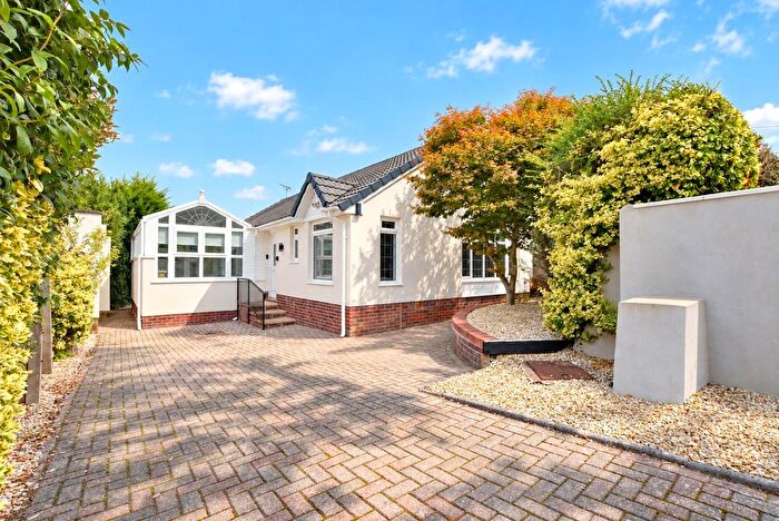 3 Bedroom Detached Bungalow For Sale In Willow Tree Road, Barnstaple, Devon, EX32