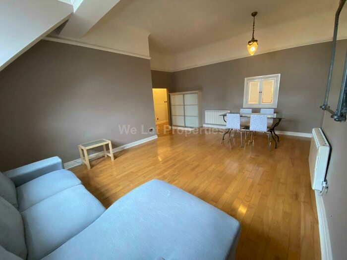 2 Bedroom Apartment To Rent In Chepstow House, Chepstow Street, M1