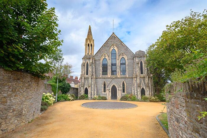 1 Bedroom Flat For Sale In Ellis Court, Park Road, Kingswood, Bristol, BS15