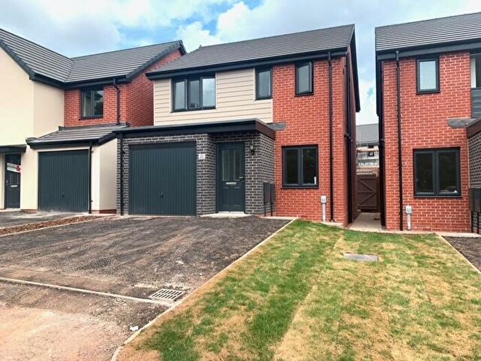 3 Bedroom House To Rent In Rhodfa Hughes, Old St Mellons, Cardiff, CF3