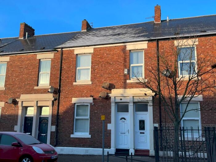 2 Bedroom Flat To Rent In Howdon Road, North Shields., NE29