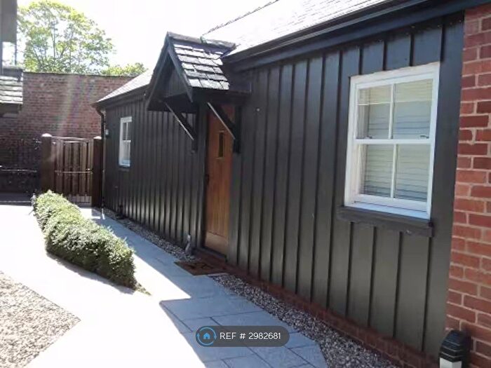 1 Bedroom Bungalow To Rent In Willow St, Oswestry, SY11