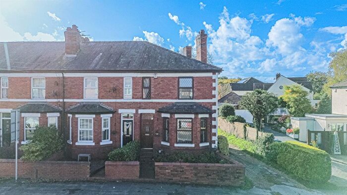 3 Bedroom End Of Terrace House For Sale In Chester Road, Walton, Warrington, WA4