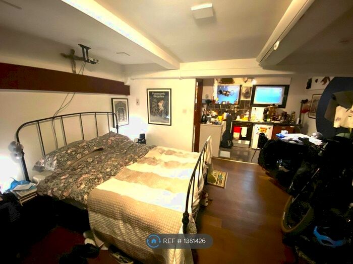 Studio To Rent In Worship Street, London, EC2A