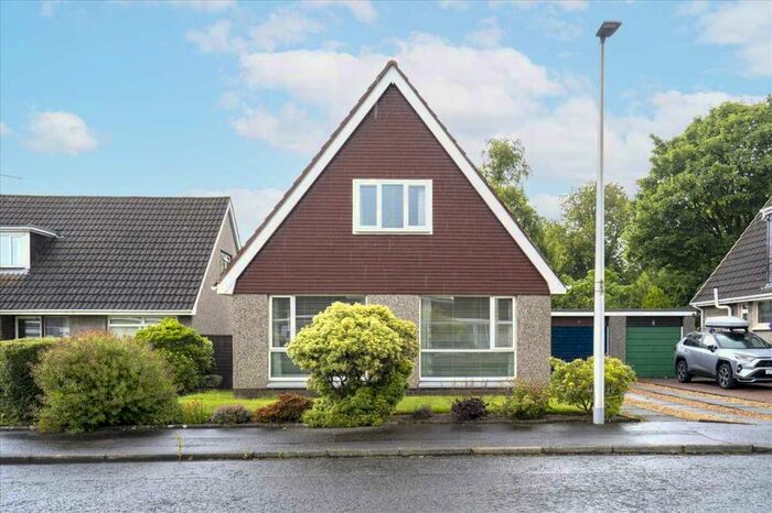 3 Bedroom Detached House To Rent In Miller Park, FK2