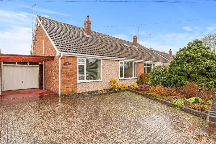 2 Bedroom Semi-Detached Bungalow For Sale In Pebworth Close, Mount Nod, Coventry, CV5