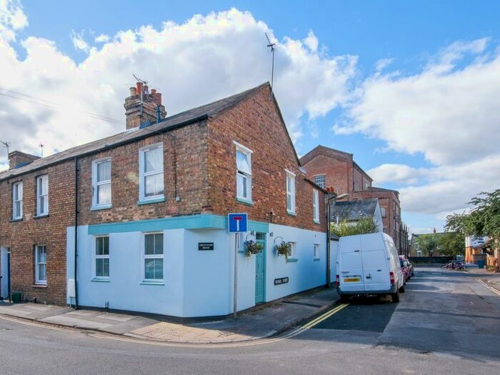 Apartment To Rent In Mill Street Oxford, OX2