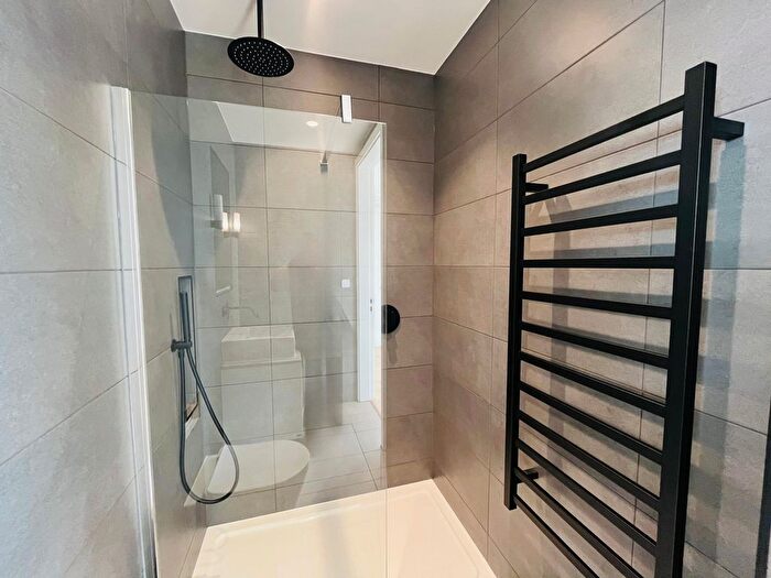 2 Bedroom Flat To Rent In Baddiel House, Oberman Road, Dollis Hill, NW10