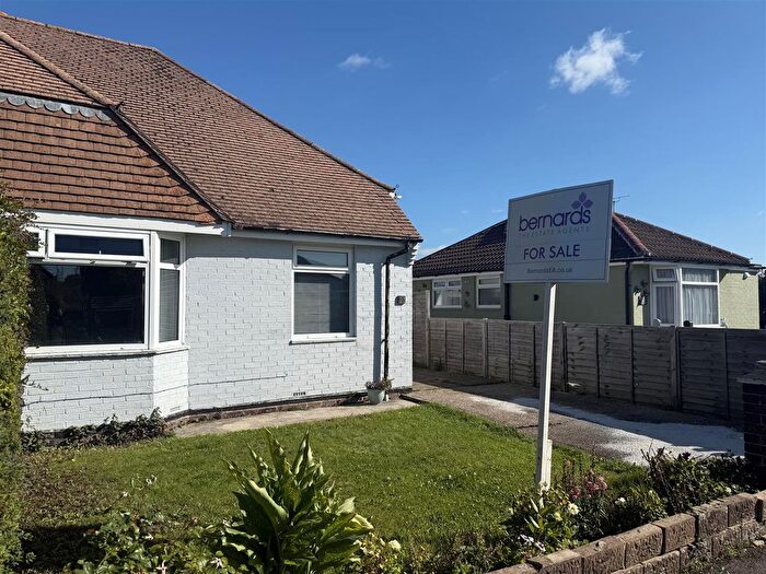 3 Bedroom Semi Detached Bungalow For Sale In Nicholas Crescent, Fareham, PO15