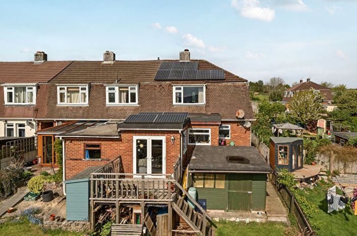 3 Bedroom Semi-Detached House For Sale In Glebelands, Buckfastleigh, Devon, TQ11