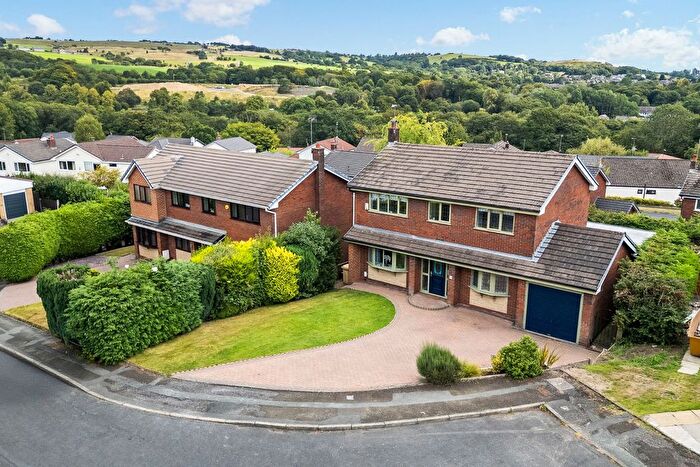 4 Bedroom Detached House For Sale In Cousin Fields, Bromley Cross, Bolton, BL7