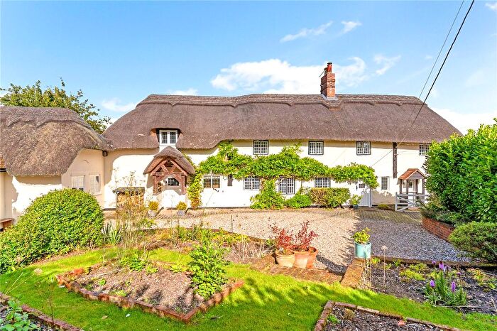 5 Bedroom Detached House For Sale In Inkpen Road, Kintbury, Hungerford, Berkshire, RG17