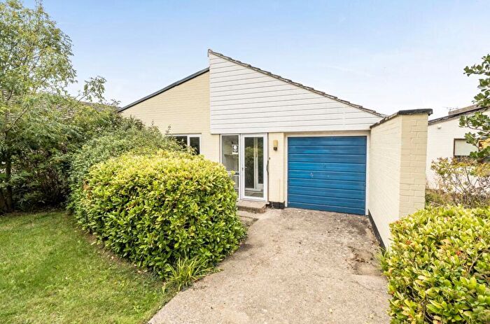 3 Bedroom Detached Bungalow For Sale In St. Peters Crescent, Selsey, Chichester, West Sussex, PO20