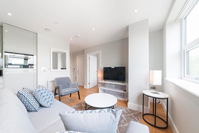 1 Bedroom Apartment To Rent In Springfield Road, Chelmsford, CM2