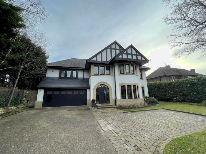 6 Bedroom Property To Rent In Bow Green Road, Bowdon, Altrincham, WA14