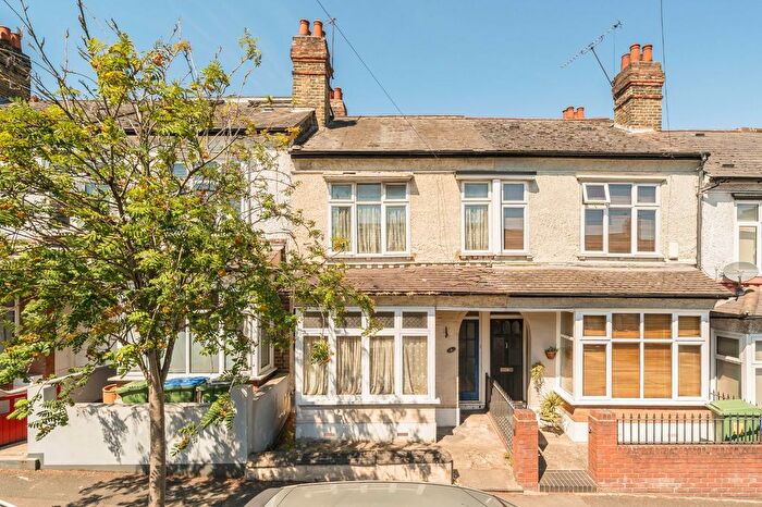 2 Bedroom Terraced House For Sale In Eastcombe Avenue, Charlton, SE7
